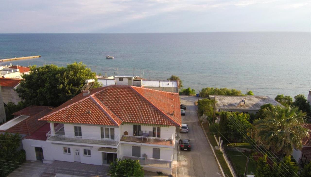 Seaside Apartments Nea Iraklia Ngoại thất bức ảnh