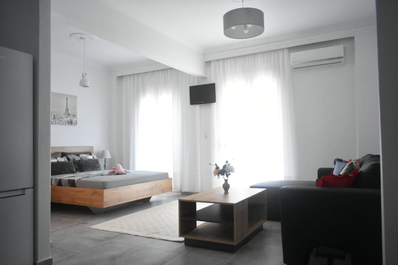 Seaside Apartments Nea Iraklia Ngoại thất bức ảnh