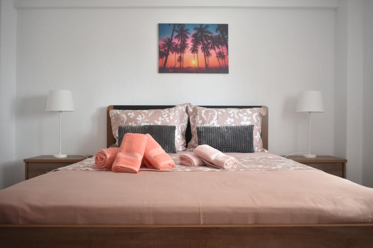 Seaside Apartments Nea Iraklia Ngoại thất bức ảnh