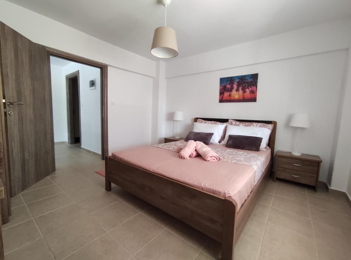 Seaside Apartments Nea Iraklia Ngoại thất bức ảnh