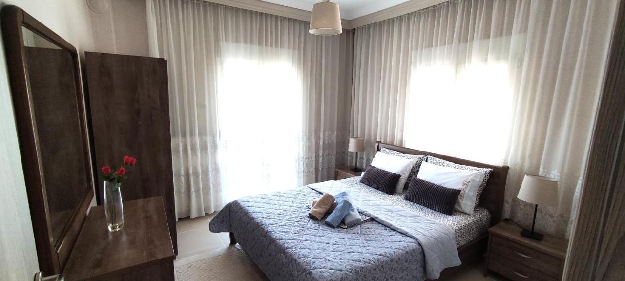 Seaside Apartments Nea Iraklia Ngoại thất bức ảnh