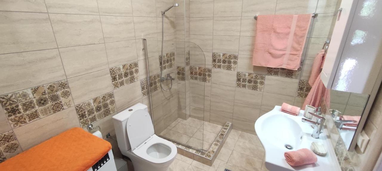 Seaside Apartments Nea Iraklia Ngoại thất bức ảnh